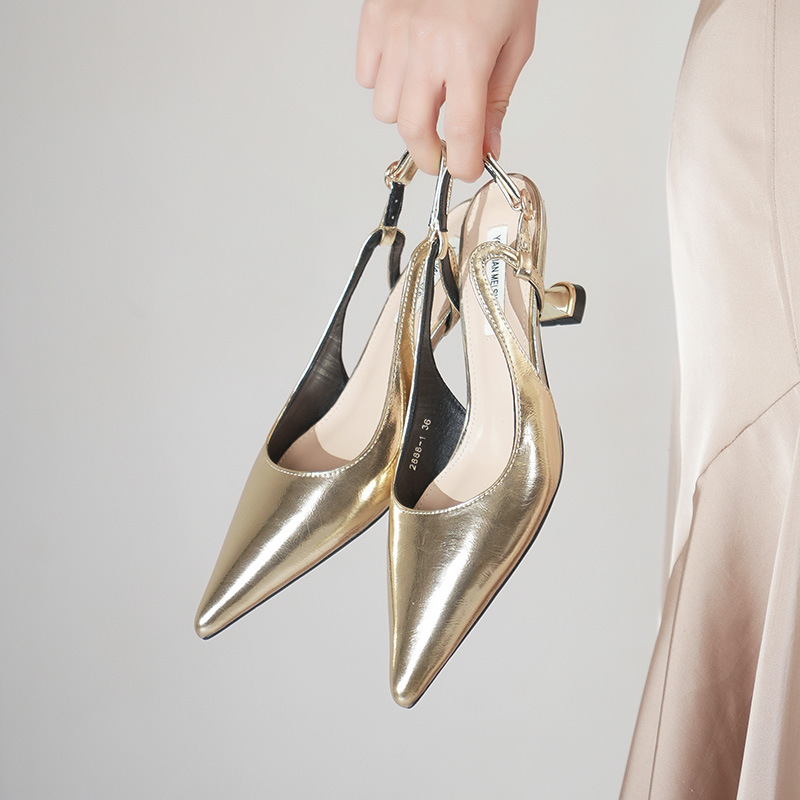 Women'S Shoes Professional - 특허 가죽 소재의 뾰족한 앞코, 새